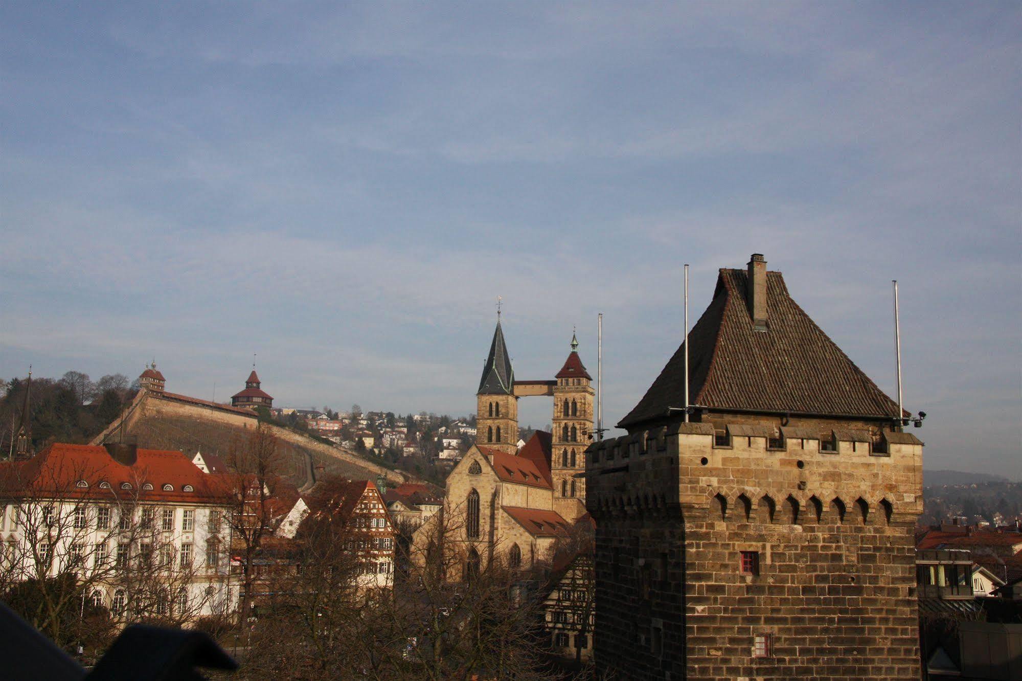 Hotel Am Schelztor Esslingen am Neckar Exterior foto